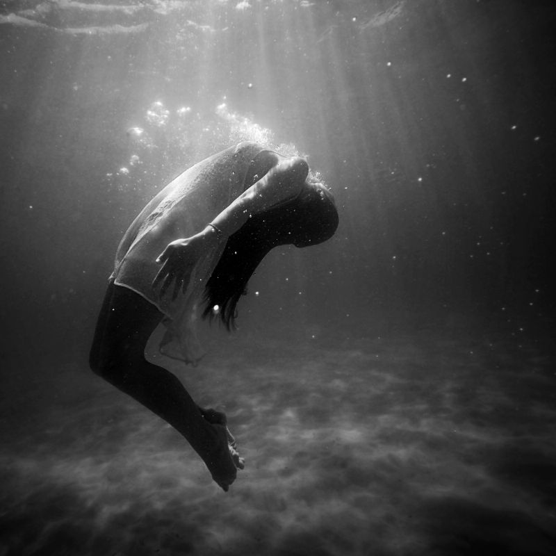 a girl under water